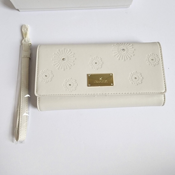 - Amazing Swarovski Crystal SS19 Travel Wallet 2019 New in Box #5493061 Off … - Picture 6 of 7